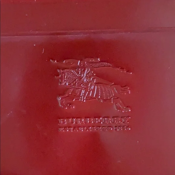 Burberry Woman’s wallet, red - Picture 6 of 6